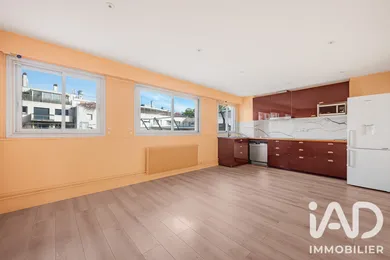 Appartement à PARIS (75019)