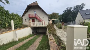 Pavillon à Sérifontaine (60590)