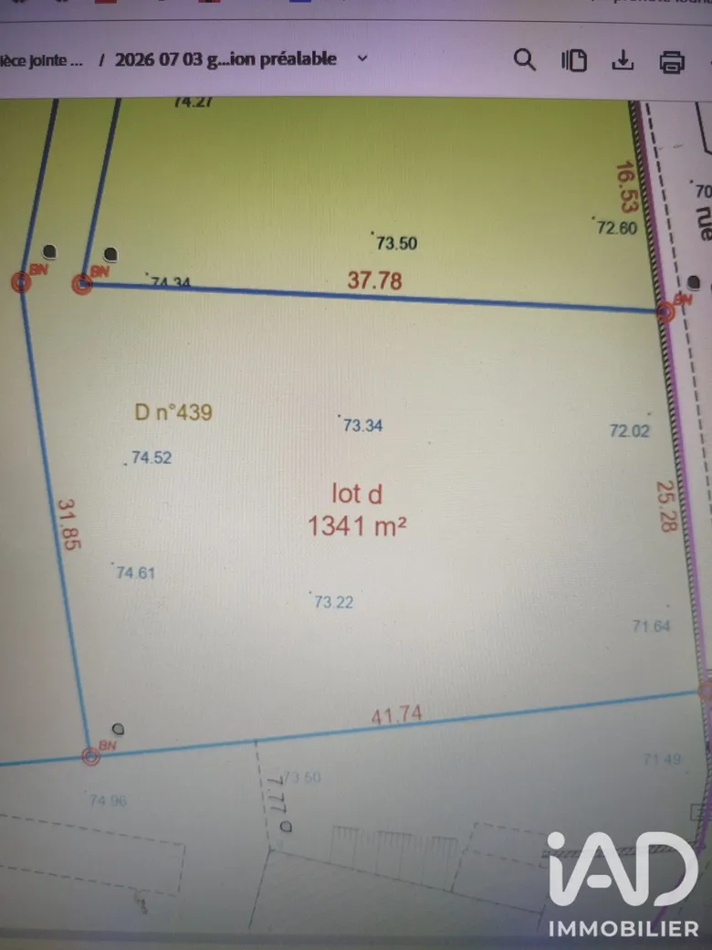 Terrain à bâtir à Chinon (37500) · 71 600 €