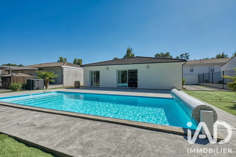 Maison 3 pièces 95 m² · à Le Pian-Médoc · 95 m² · 390 000 €