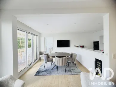 Appartement à Saint-Tropez (83990)
