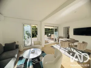 Apartment in Saint-Tropez (83990)