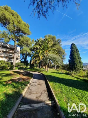 Apartment in Grasse (06130)