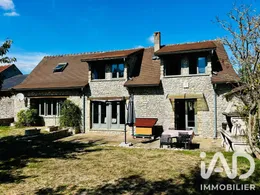 Maison à Angerville (91670)