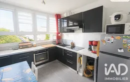Apartment in Saint-Michel-sur-Orge (91240)