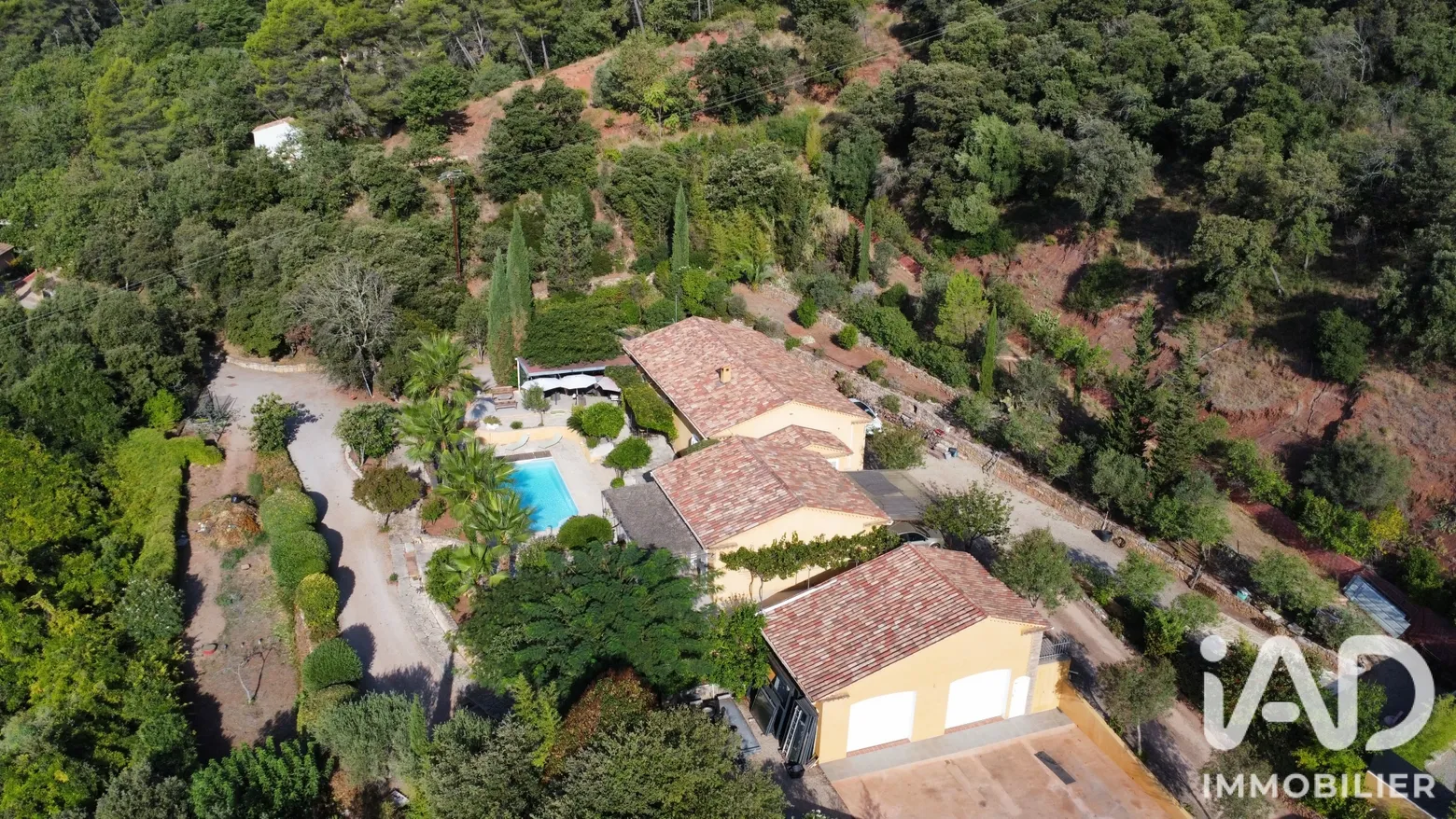 Vente maison à La Motte (83920) : mas 6 pièces 240 m² - 2106068 — 3