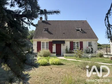 Traditional house in Cuise-la-Motte (60350)