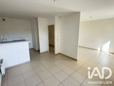 Apartment in Saint-Fargeau-Ponthierry (77310)