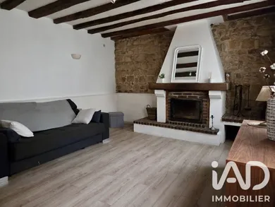 Maison de village à Montmachoux (77940)