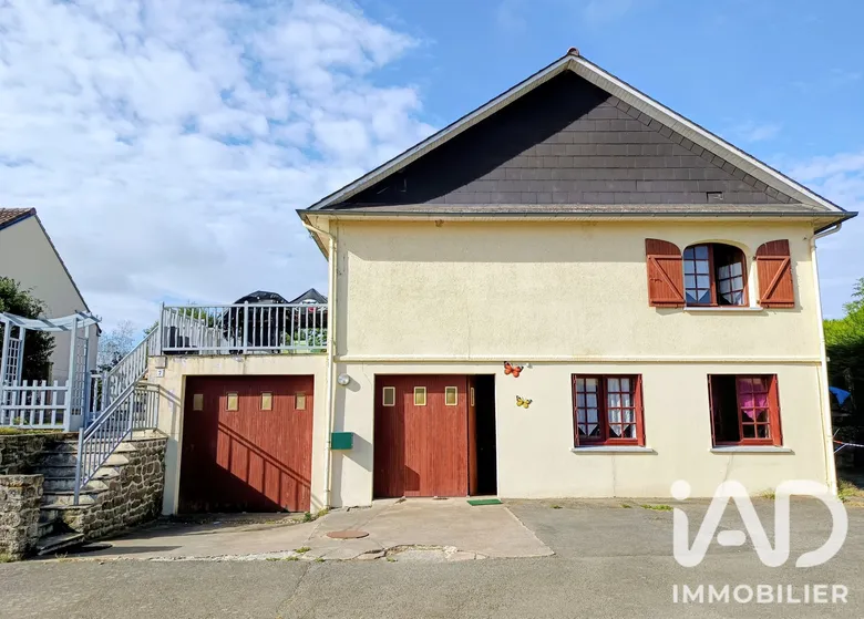 Maison 6 pièces 110 m² · à Marcillé-la-Ville · 110 m² · 121 000 €