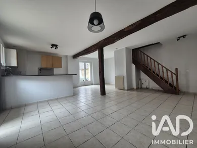 Maison de ville à Houdan (78550)