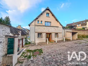 Maison de ville à Houdan (78550)