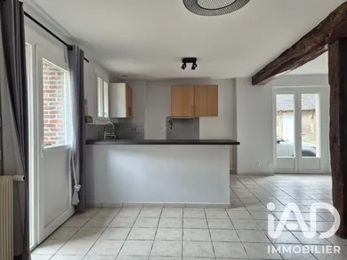 Maison de ville à Houdan (78550)