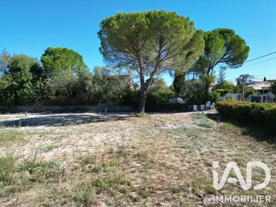 Building plot in Sussargues (34160)