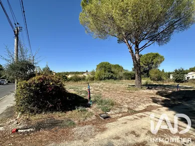 Building plot in Sussargues (34160)
