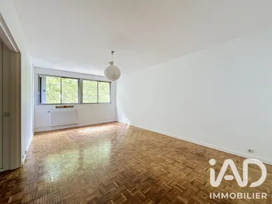 Appartement à Sèvres (92310)