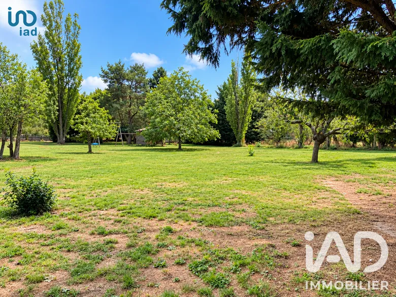 Terrain 100 m² · à Bâtir À Soleymieux · 100 m² · 86 000 €