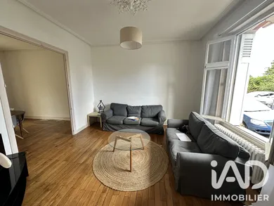House in Poitiers (86000)