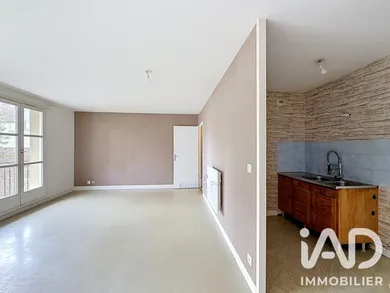 Apartment in Mantes-la-Jolie (78200)