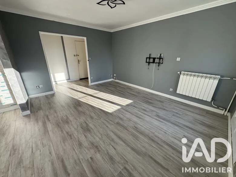 Appartement 3 pièces 74 m² · à Fleury-les-Aubrais · 74,4 m² · 950 €/mois