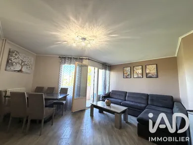 Apartment in Éragny (95610)