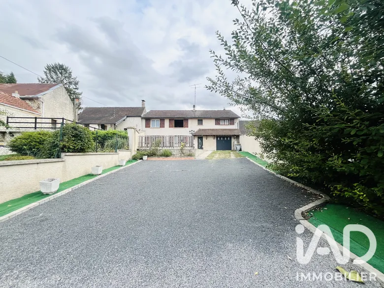 Maison 6 pièces 167 m² · à Seringes-Et-Nesles · 167 m² · 159 500 €