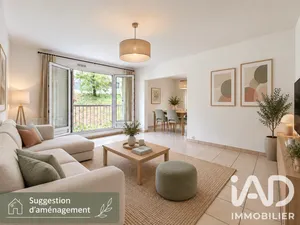 Apartment in Magny-les-Hameaux (78114)