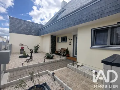 Traditional house in Bourgueil (37140)
