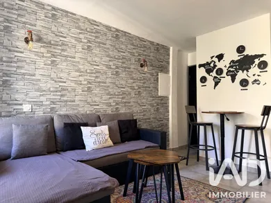Apartment in Toulon (83000)