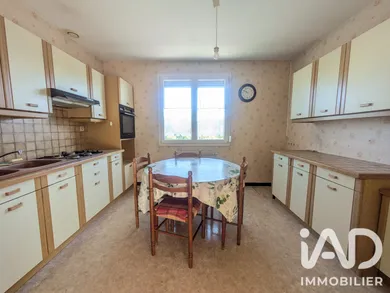 Detached house in Chalindrey (52600)
