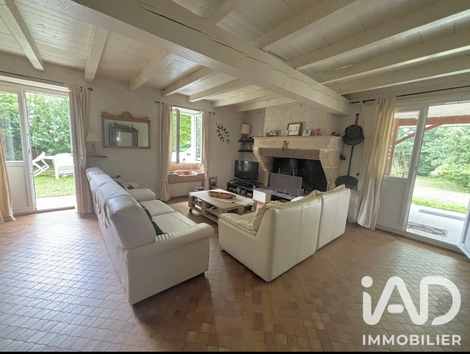 Vente maison à Le Tuzan (33125) : maison 8 pièces 200 m² - 2106436 — 3