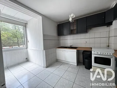 Apartment in Saint-Égrève (38120)