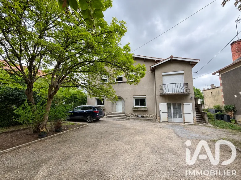 Maison 5 pièces 158 m² · à Condom · 158 m² · 158 000 €