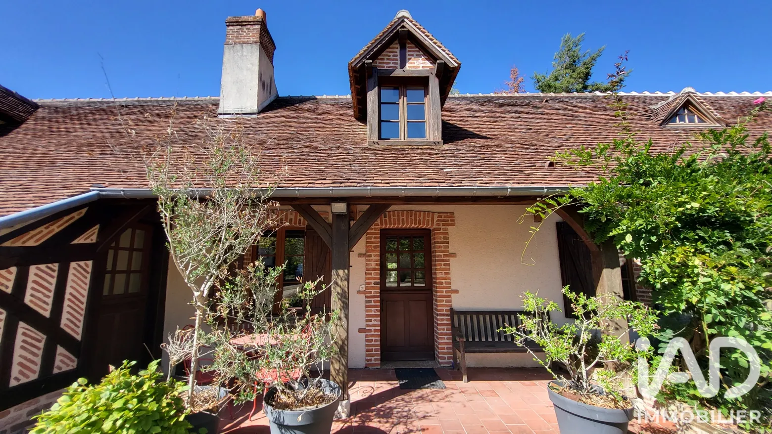 Vente maison à Gièvres (41130) : longère 8 pièces 273 m² - 2105710 — 3