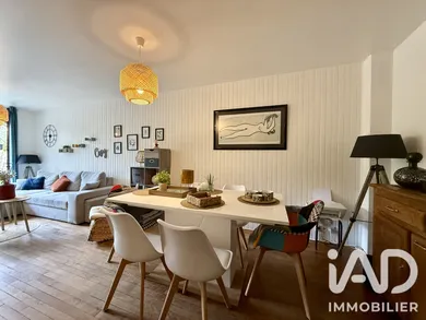 Immeuble à Guémené-sur-Scorff (56160)