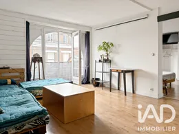 Apartment in Rezé (44400)