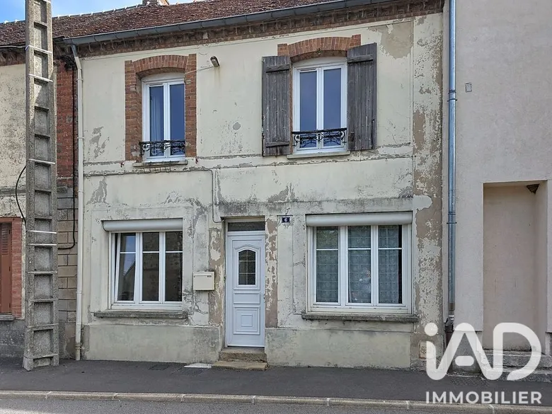 Maison 4 pièces 90 m² · à Villiers-Saint-Georges · 90 m² · 88 000 €