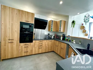 Appartement à Oulchy-le-Château (02210)