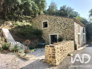 Architectural house in Palairac (11330)
