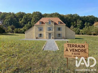 Building plot in Crouy-sur-Ourcq (77840)