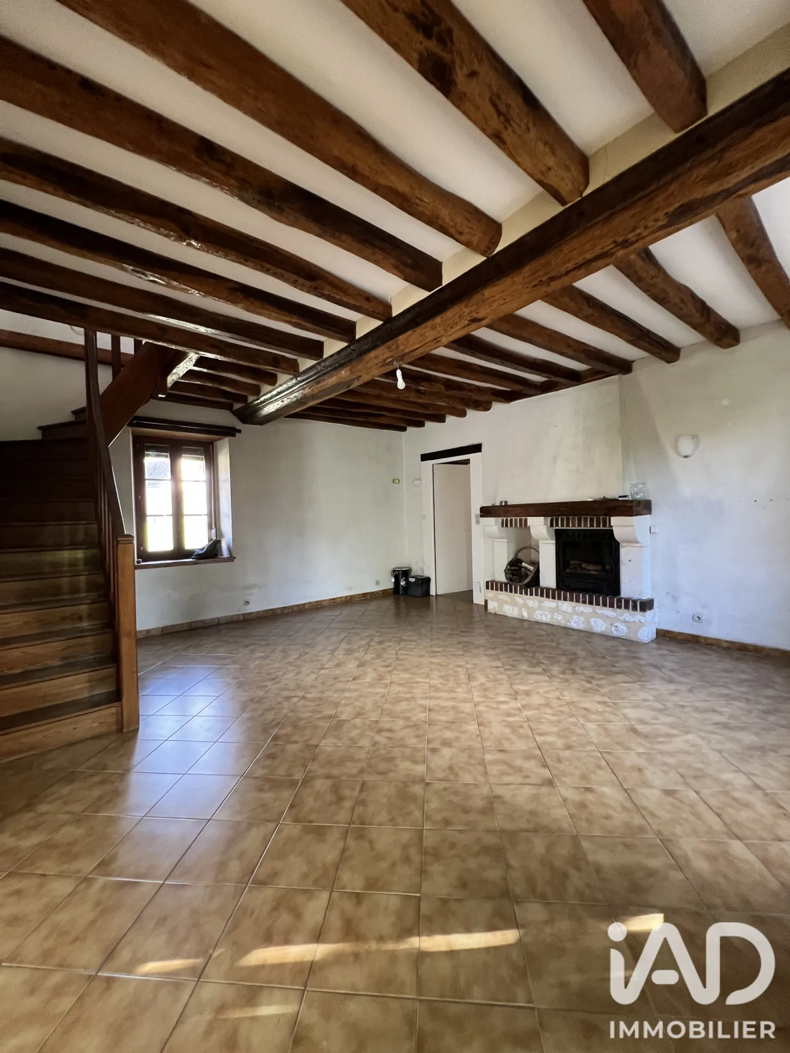 Vente maison à Mortagne-au-Perche (61400) : maison de village 6 pièces 134 m² - 2105760 — 2