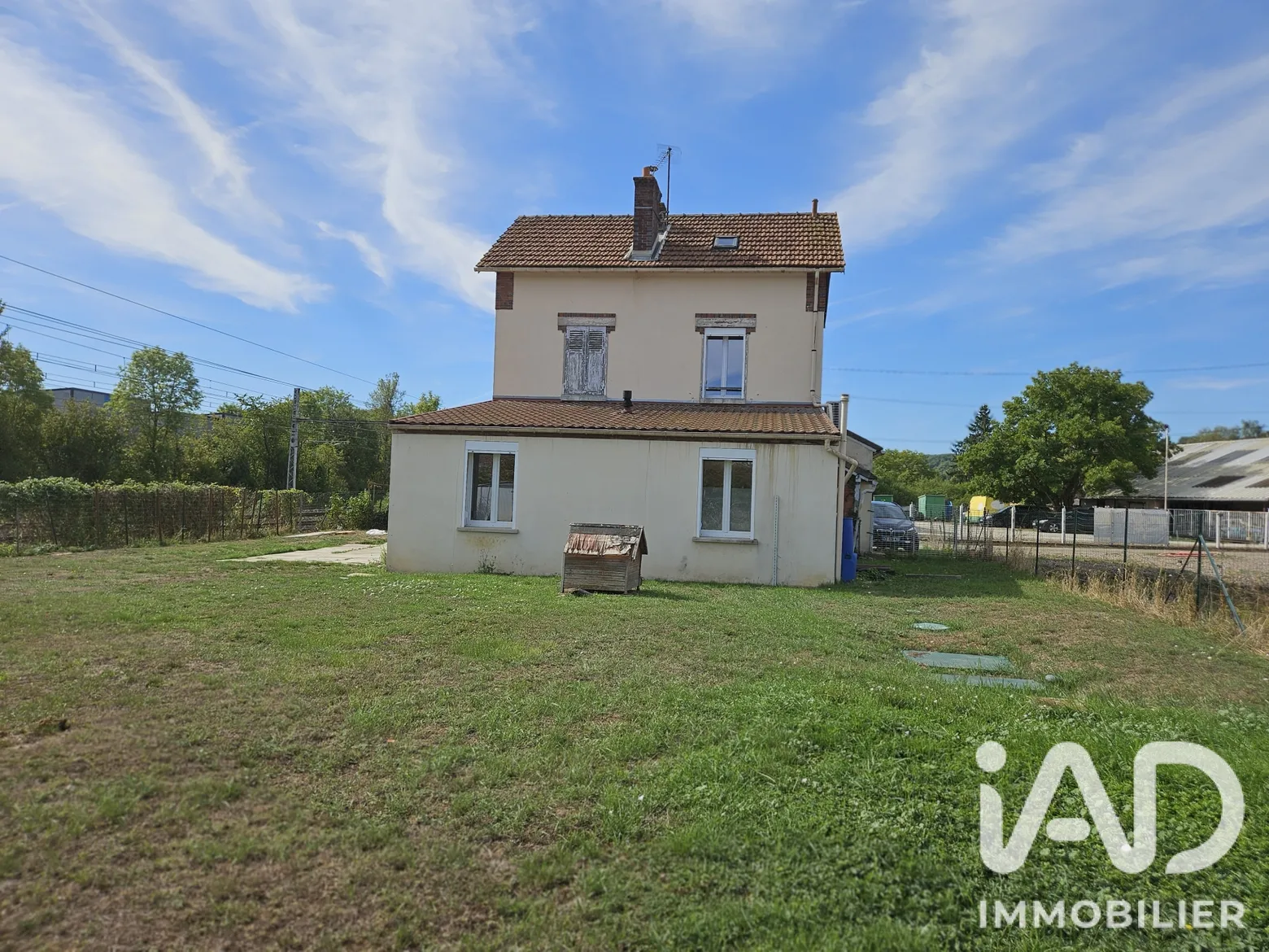 Vente maison à Saint-Julien-du-Sault (89330) : maison de ville 5 pièces 115 m² - 2104837 — 3