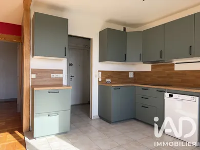 Apartment in Rueil-Malmaison (92500)