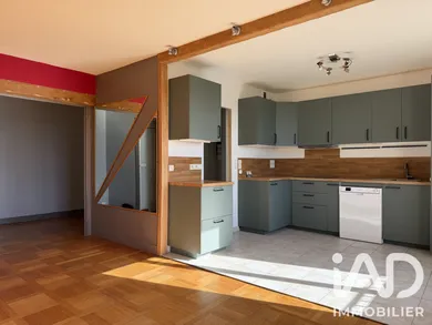 Apartment in Rueil-Malmaison (92500)