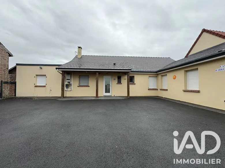 Maison 9 pièces 180 m² · à Lihons · 180 m² · 218 500 €