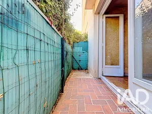 Apartment in Six-Fours-les-Plages (83140)