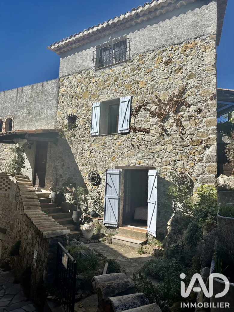 Maison 5 pièces 85 m² · au Mas · 85 m² · 166 000 €