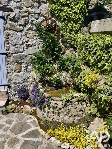Maison de village à Le Mas (06910)
