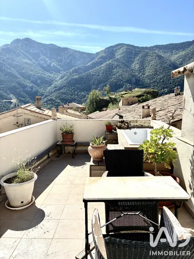 Maison de village à Le Mas (06910)