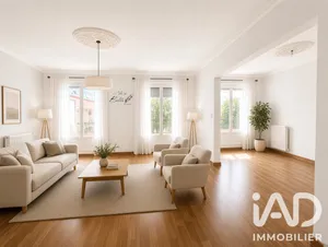 Apartment in SENS (89100)